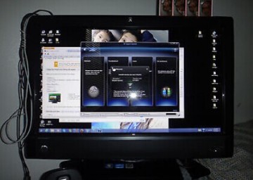 HP TouchSmart 610-1280qd 23" All-in-One Desktop 3.4ghz,2tb,16gb ram