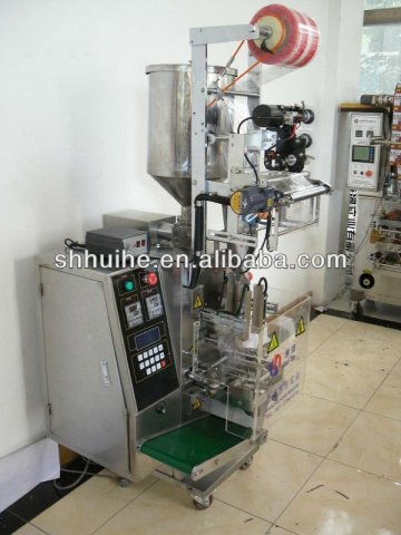 Automatic compound film liquid packing machine