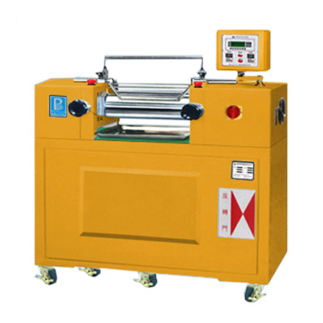Oil heating lab two roller mixng mill