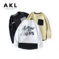 Jungen-Sweatshirts mit Tasche