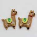 Cartone animato Kawaii Mini Alpaca a forma di conchiglia per telefono fai da te Ornamenti perline Charms Decorazione giocattolo fatta a mano per bambini