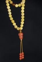 yellow beads necklace
