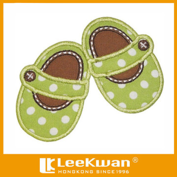 embroidery baby shoes crest applique patch