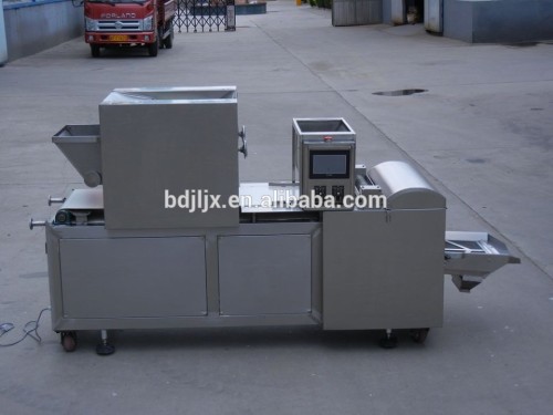 Automatic industrial dough cutter with sheeter