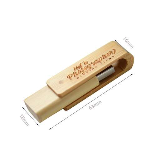 Unidad flash USB giratoria de madera suiza