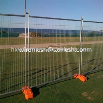 Temporary Movable Fence with concrete plastic feet