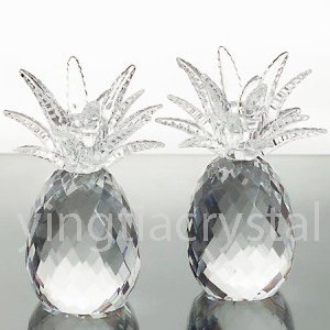 Etched crystal pineapple