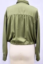 Loose fitting women's shirts