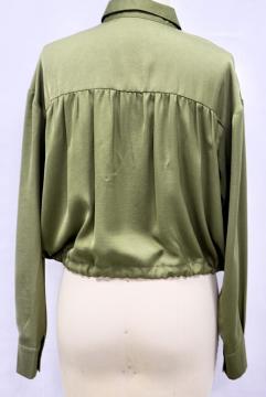 Loose fitting women's shirts