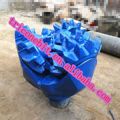 24" water well drill bit