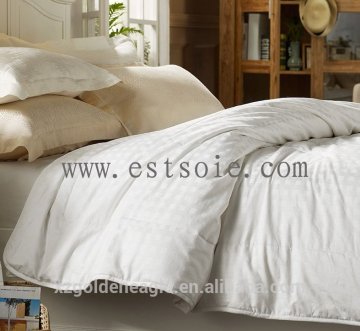 Luxury Jacquard Silk Duvet