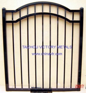 Ornamental Steel Arched Gate (VTR-FM07ASGG)