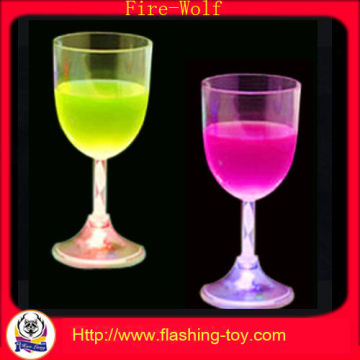 Hl-d1411b Ps Wine Champagne Led Flashing Cups For Night Bar