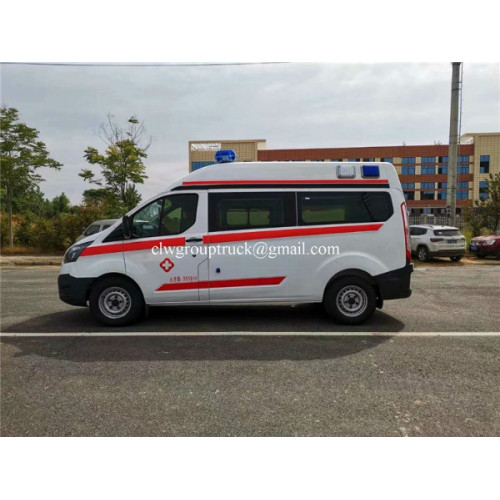 Ambulancia tipo barrio con vehículo médico