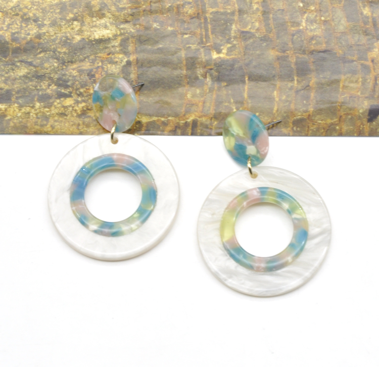 Yiwu mina factory round shape acetate and acrylic earrings women jewelry