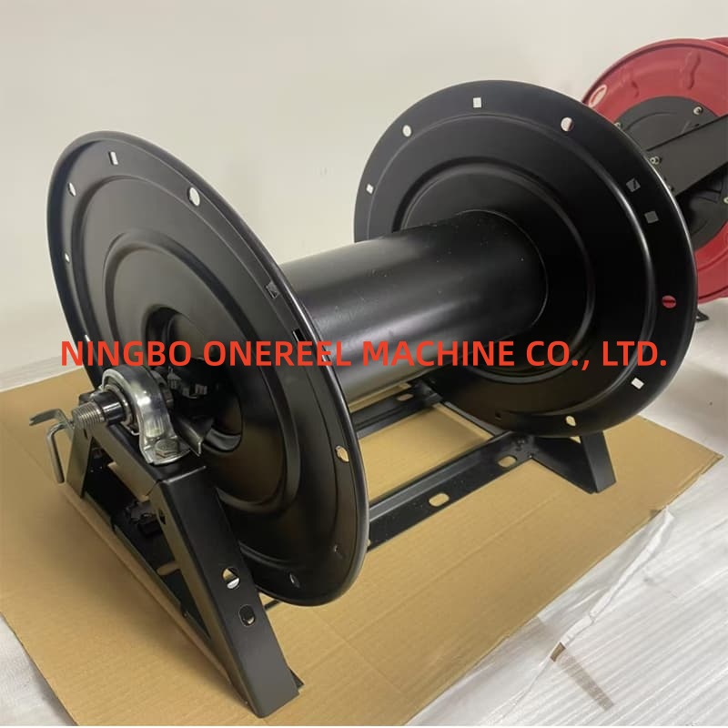 Hose Reel (1) Hose Reel (1)