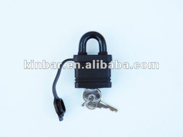 Laminated iron padlock in rubber