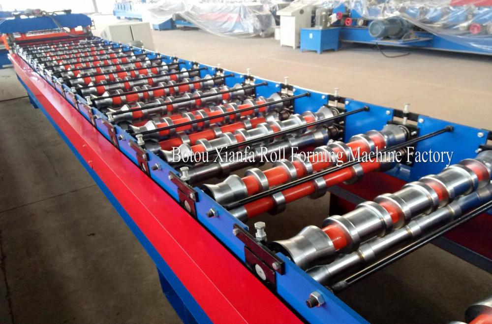 Latest Designed Profile Metal Roofing Roll Forming Machine