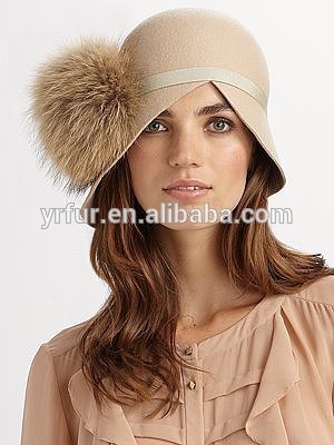 Genuine quality real raccoon fur accessory /fur pompom fur hat/ home textile fur pompom