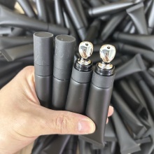 Extreme Lip Plumper Gloss - Private Label Black Tube Metal Applicator