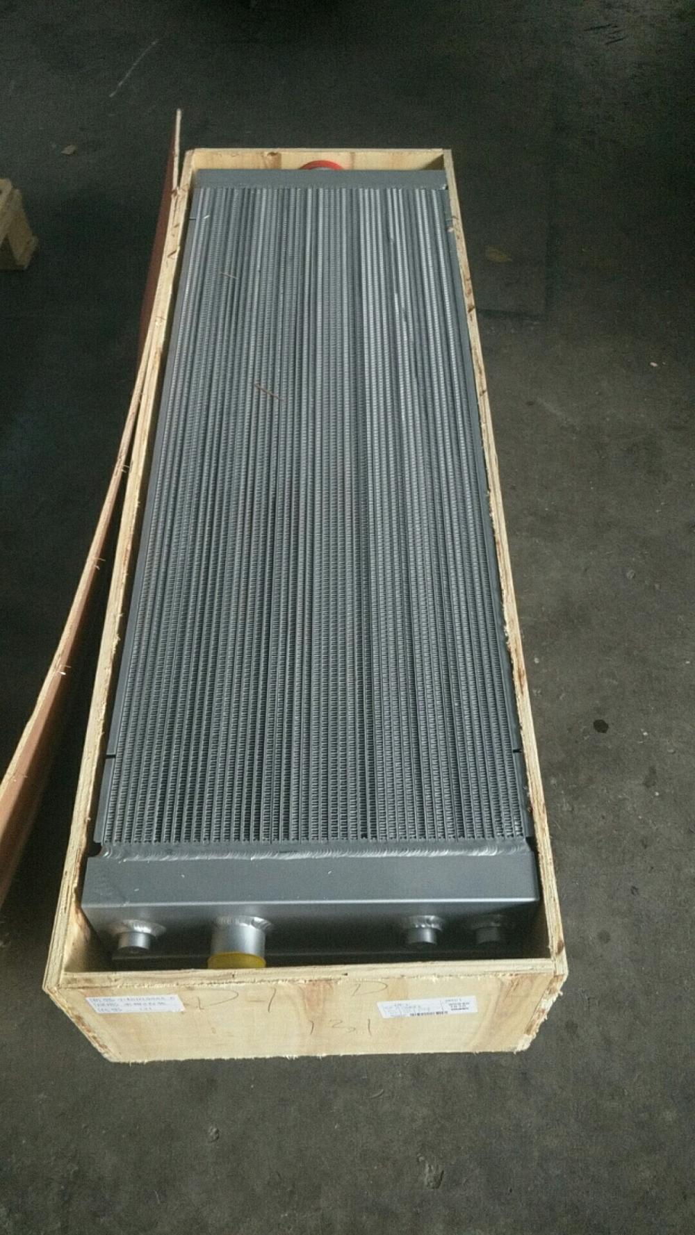 Rezervor de apă 423-03-61121 pentru accesorii de radiator WA380-8