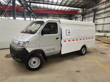 2Tons High-pressure washer cleaning truck