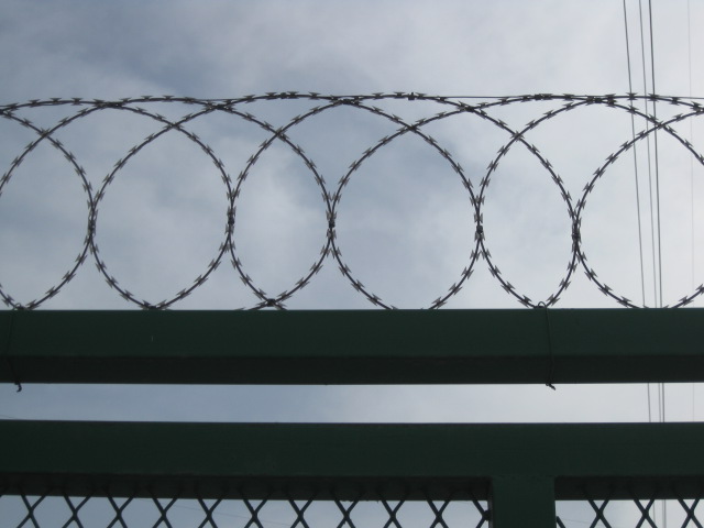 Barbed wire fencing prices