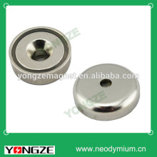 Strong round magnetic hooks.