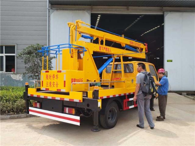 Jiangling 12 Meters High Working Vehicle 4 Jpg