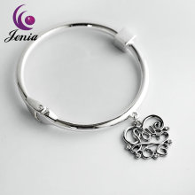 Jenia Wholesale Fashion New Design High Quality Alloy Charm Lady Bangle