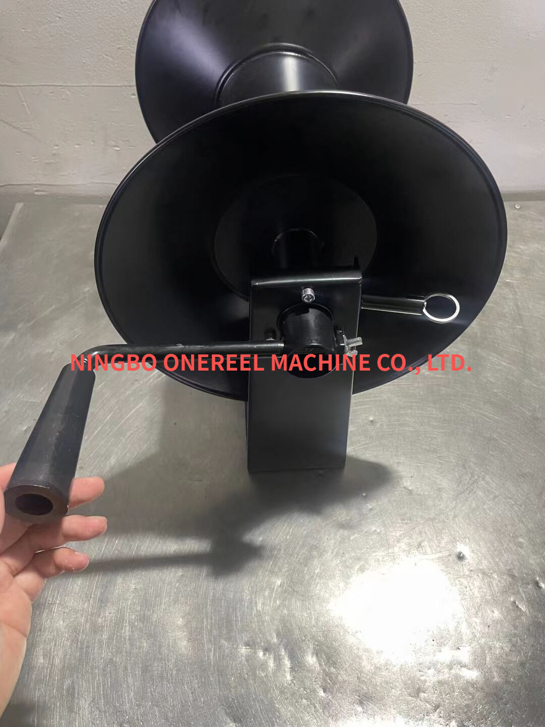 Hand-Cranked High Pressure Hose Reels (2) Hand-Cranked High Pressure Hose Reels (2)