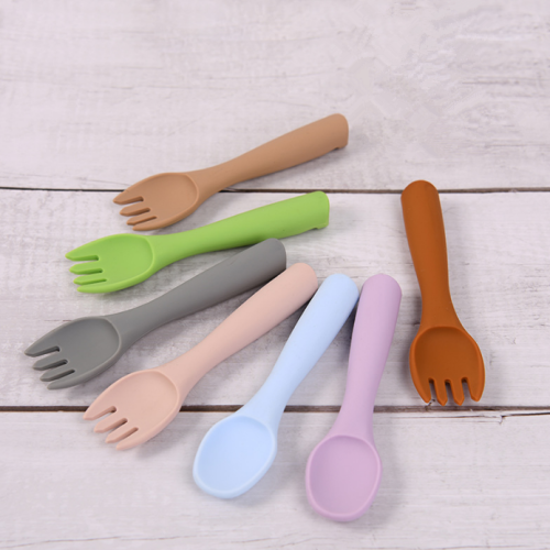 Custom Wholesale 2PCS Baby Silicone Spoon Fork Utensils