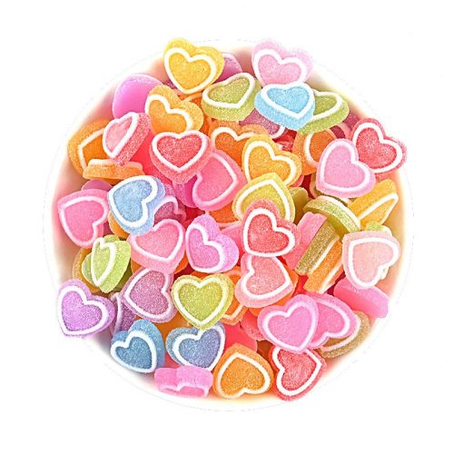 Pendentifs de nourriture de Simulation douce de Cabochon de bonbons de coeur de résine colorée pour des accessoires de cheveux de décoration de maison de bricolage