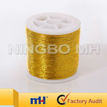 Gold color lurex metallic yarn