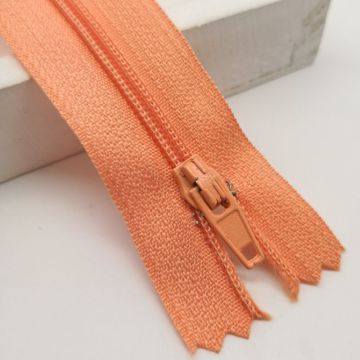 Various colour 10inch nylon zippers in bulk