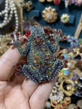 Cute little toad or frog brooch