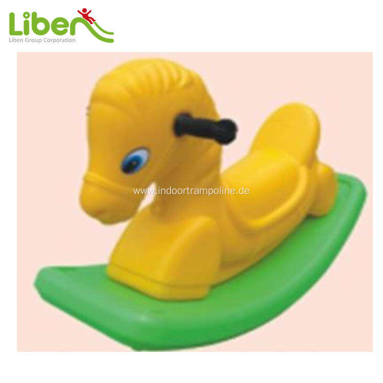 indoor plastic horse for kids