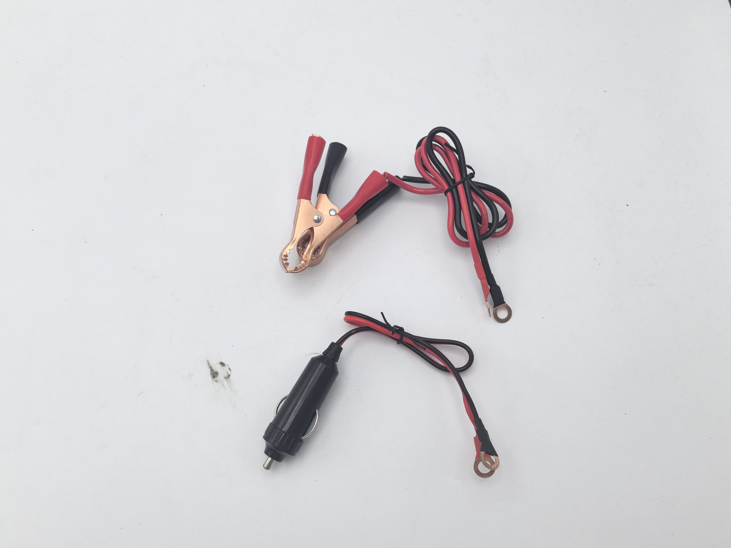 طلب بالجملة محول طاقة السيارة 300 واط 300W Car Power Inverter Bulk Order