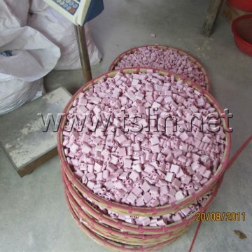 Ceramic beads for PWHT