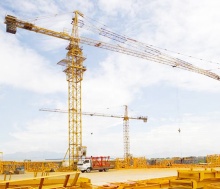 QTZ40 Inner Climbing Tower Crane Prices - 4 Ton Tower Crane