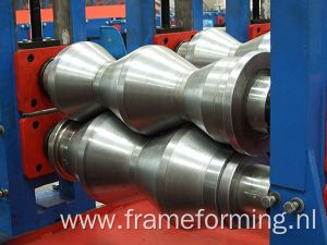 Steel Guard Rail Roll Forming Machine