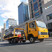 FAW Flatbed Wrecker