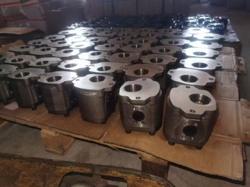 IHI: 17/18/20 hydraulic pumps