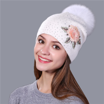 Female winter hat fashion embroidery patches knit