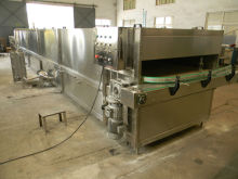 water spray sterilizer tunnel