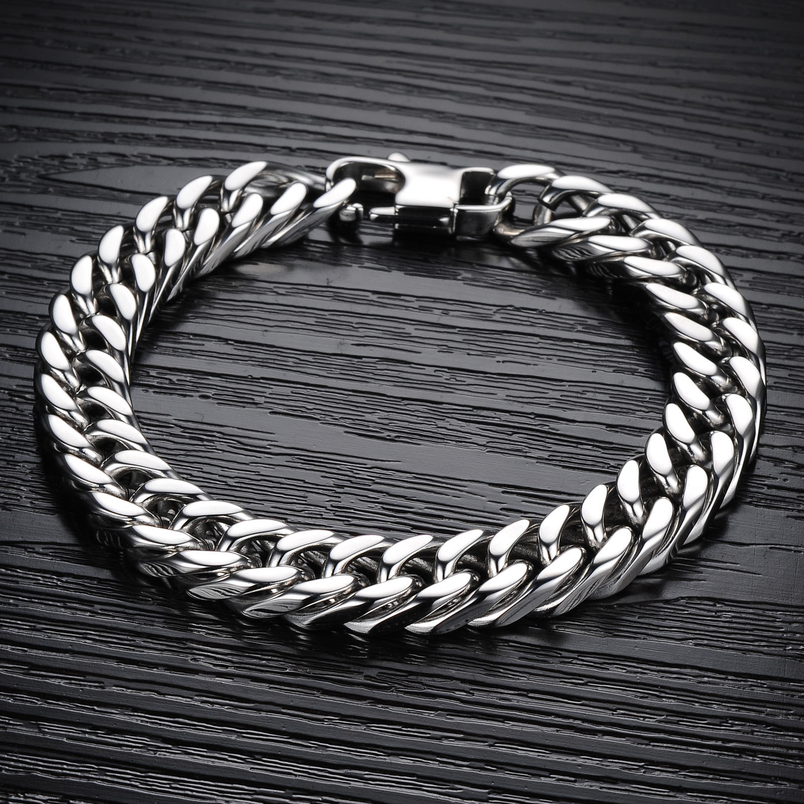 2019 Sexy titanium steel bracelet men,stainless steel bracelet man cuban link chain bracelet wholesale