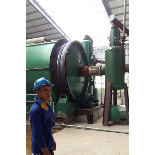 efficient tyre pyrolysis to oil machine