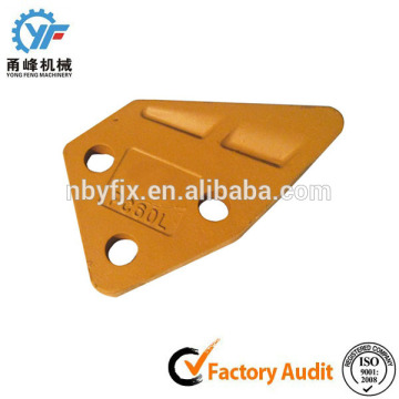 Scraper cutting edges for earthmoving machines