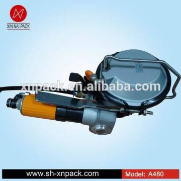A480 hand held pneumatic strapping machine for steel strap
