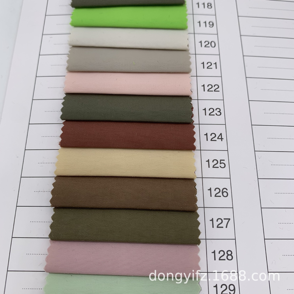 Устойчивая к истиранию ткань из парчи 228 T Abrasion Resistant 228 T Woven Brocade Fabric